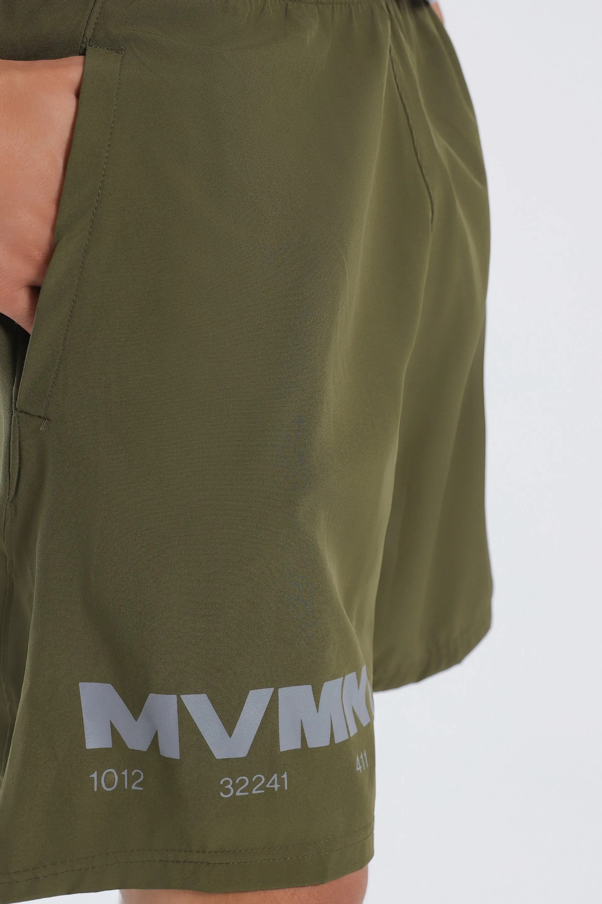 ACTIVEWEAR MOVEMENT SHORTS