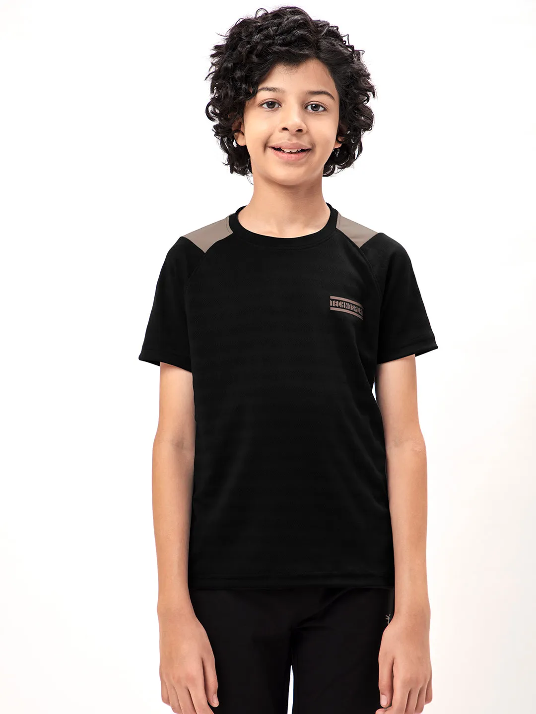 Boys Colorblock Slim Fit Crew Neck T-shirt with TECHNO COOL 