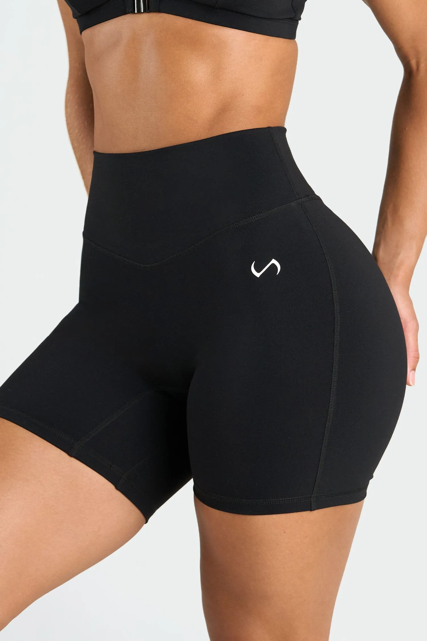 Tempo 6 Inch Workout Shorts