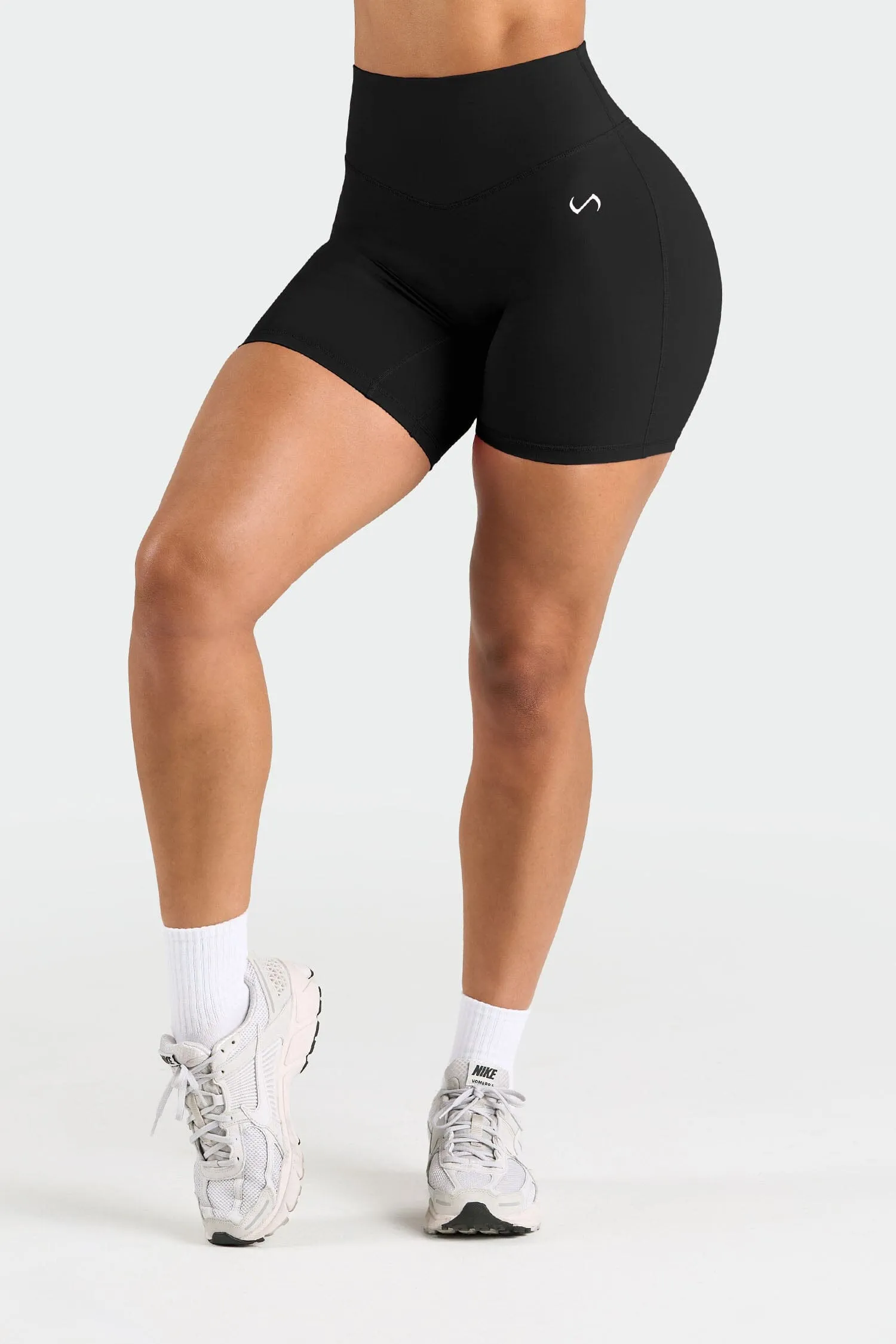 Tempo 6 Inch Workout Shorts